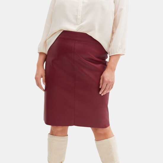 BPC collection leather skirt, size 4XL